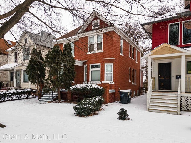 Foto del edificio - 4 br, 1 bath House - 3292 Helen St