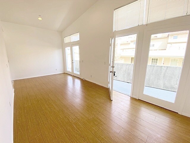 Foto del edificio - 1024 3rd St