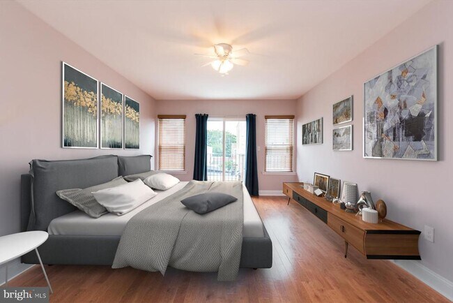 Foto del edificio - 1026 Dorrance St