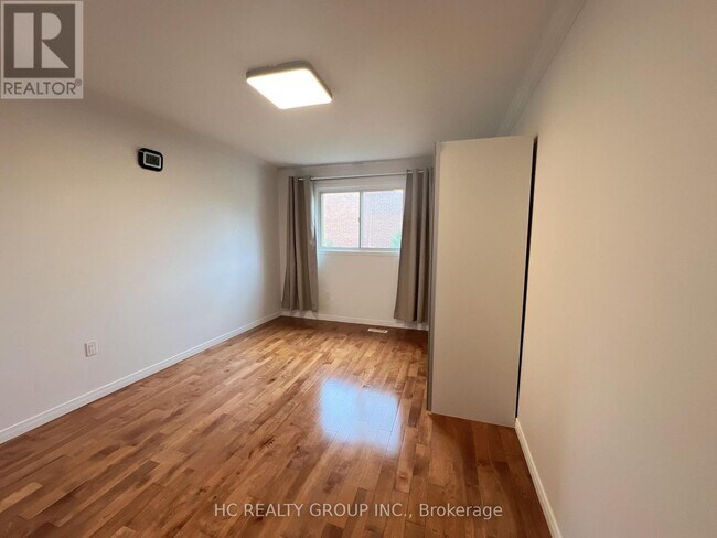 Photo du bâtiment - 2061 Bridletowne Cir