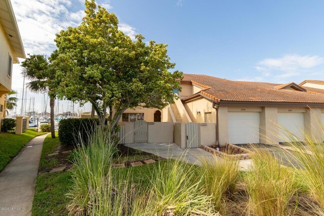 Building Photo - 3501 Harbor Dr