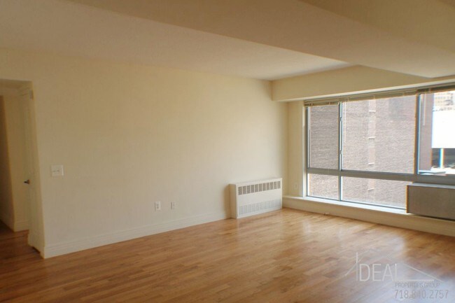Building Photo - 193 Schermerhorn St
