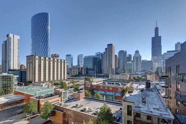 Foto del edificio - 125 S Green St