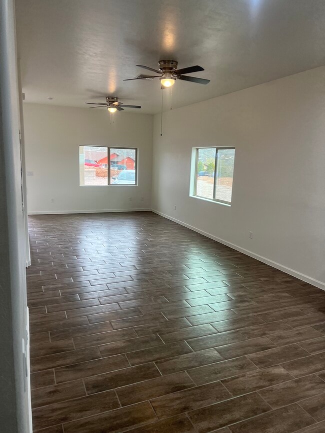 Building Photo - 571 Camino Arviso