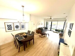 Building Photo - 20505 E Country Club Dr