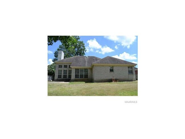 Foto del edificio - 806 Autumn Ridge Rd