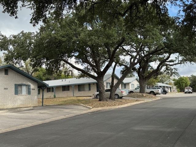 Building Photo - 516 Brian Dr