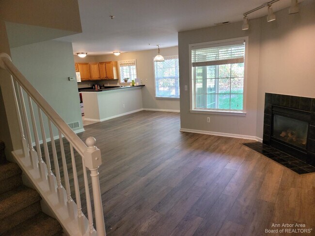Building Photo - 2765 Barclay Way