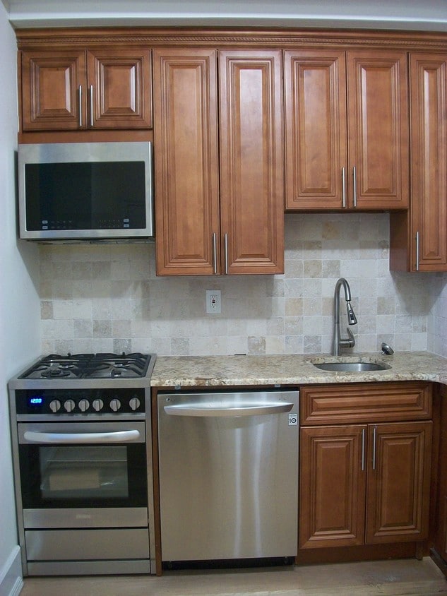 Kitchen - 344 E 58th St