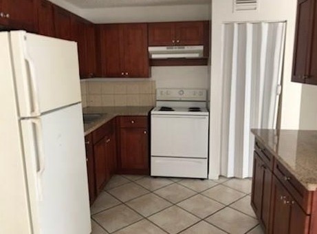 Foto del interior - Inverness Village Condominiums