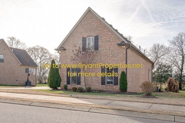 Building Photo - 213 Starting Gate Dr - Gallatin, TN 37066