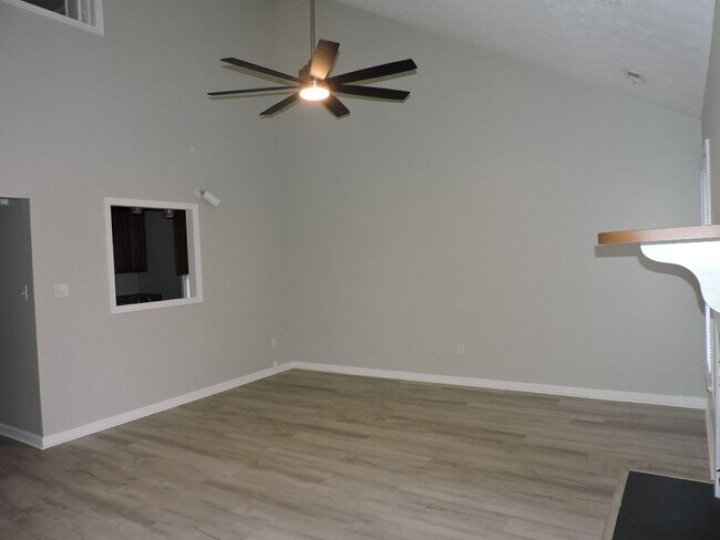 Foto del edificio - Email Linda@vacosold.com or call 804-642-2106