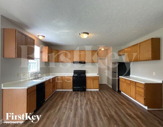 Foto del edificio - 2377 Willowview Dr