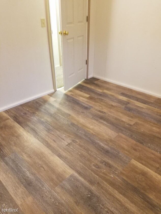 Building Photo - 2 br, 1 bath Duplex - 11954 Main St 2 BDR ...