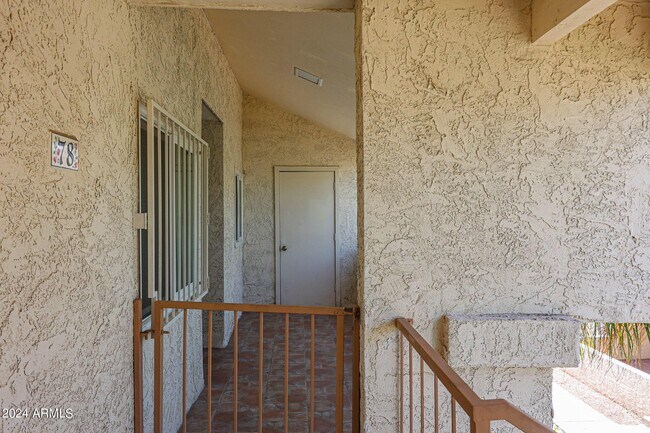 Foto del edificio - 11026 N 28th Dr
