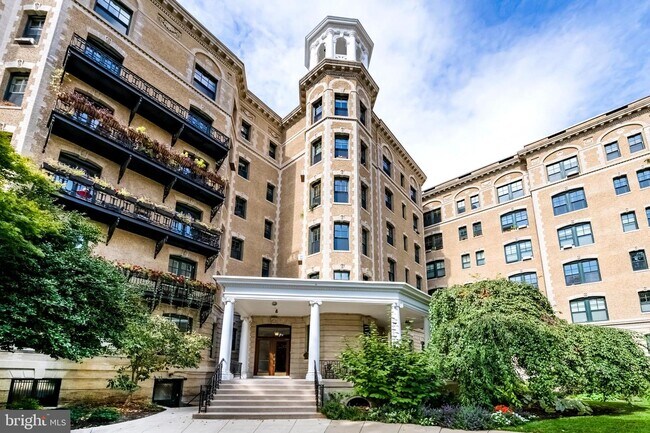 Foto del edificio - 2853 Ontario Rd NW