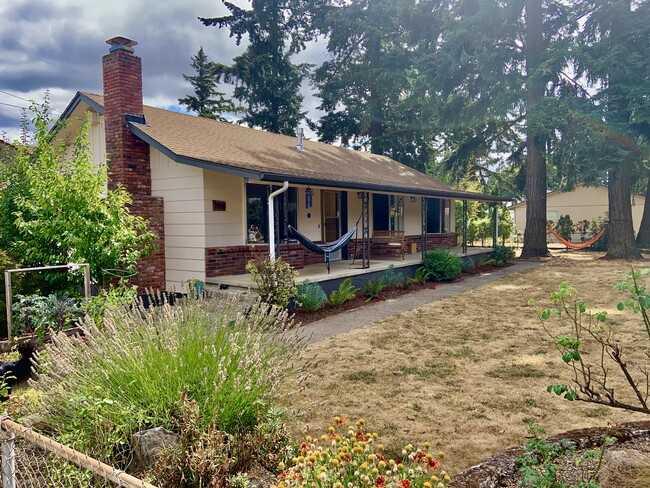 Building Photo - 7910 SE 60th Ave