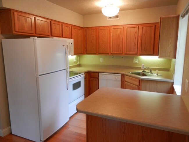Foto del edificio - $1,450 | 2 Bedroom, 1 Bathroom Condo | No Pets | Available for August 1st, 2026 Move In!