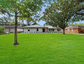 Building Photo - 4309 Stillbrooke Dr