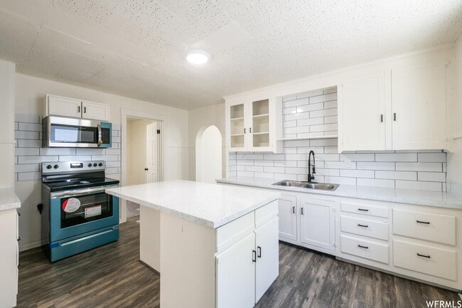 Building Photo - 3-Bedroom Home in the Heart of Ogden!