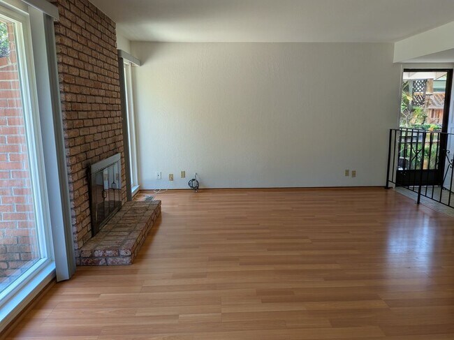 Foto del edificio - 417 Offenbach Pl