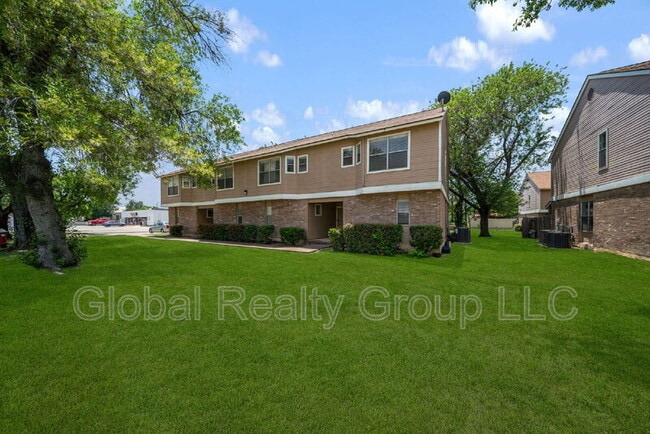 Foto del edificio - 909 Schertz Pkwy