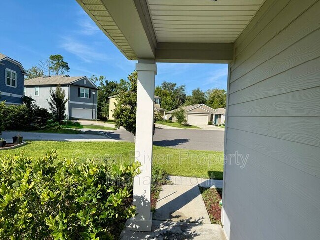 Foto del edificio - 2917 Buck Creek Pl