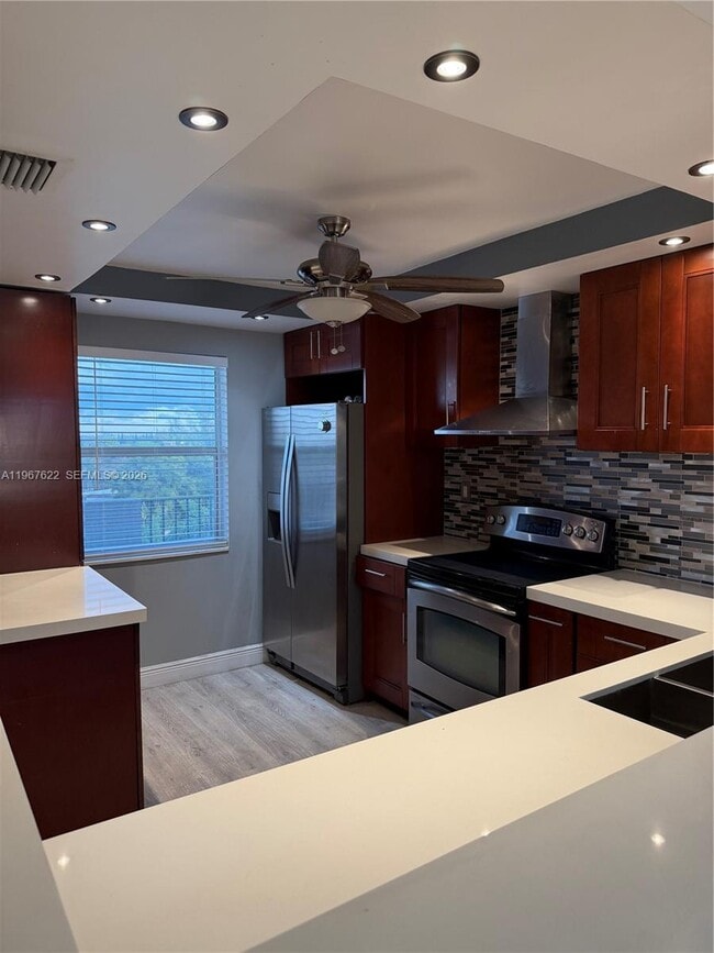 Foto del edificio - 3910 Inverrary Blvd