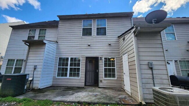 Foto del edificio - 385 Brookview Dr