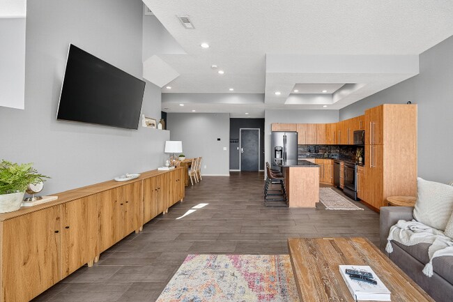 Foto del edificio - 640 S 50th St
