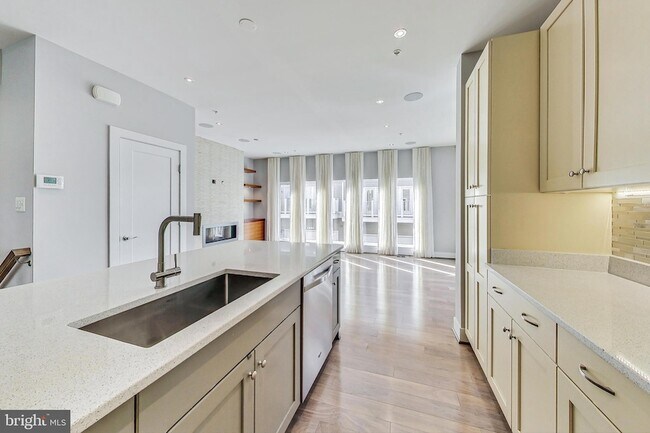 Building Photo - 1458 Piccard Dr