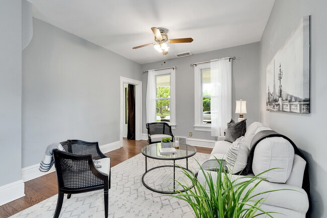 Foto del edificio - 443 S Kensington Ave