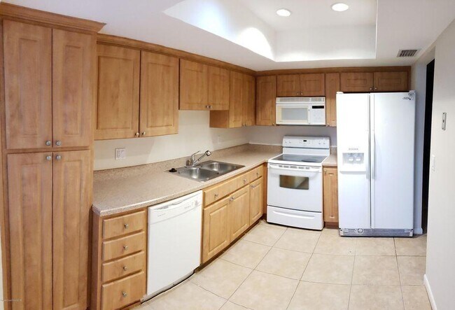 Building Photo - 175 Seawind Drive #16