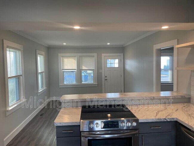 Foto del edificio - 3738 Edgar Ave