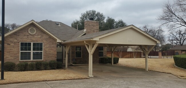 Building Photo - 2885 Inniswood Cir