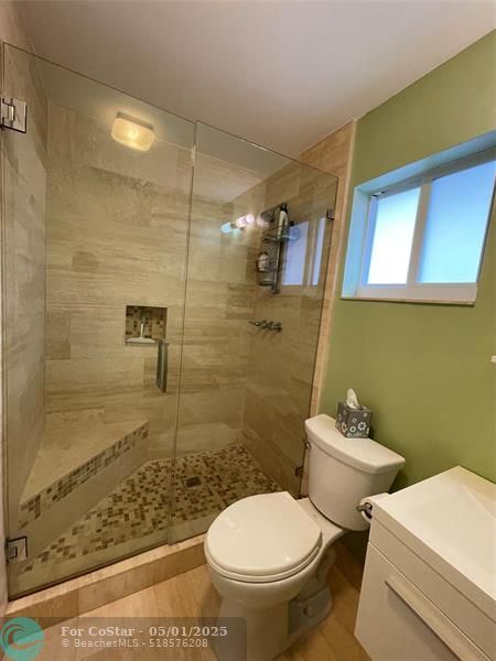 Foto del edificio - 2753 NE 28th St