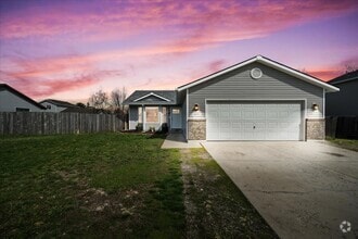 Building Photo - 2251 Tumbleweed Cir