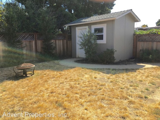 Building Photo - 1685 Macarthur Blvd