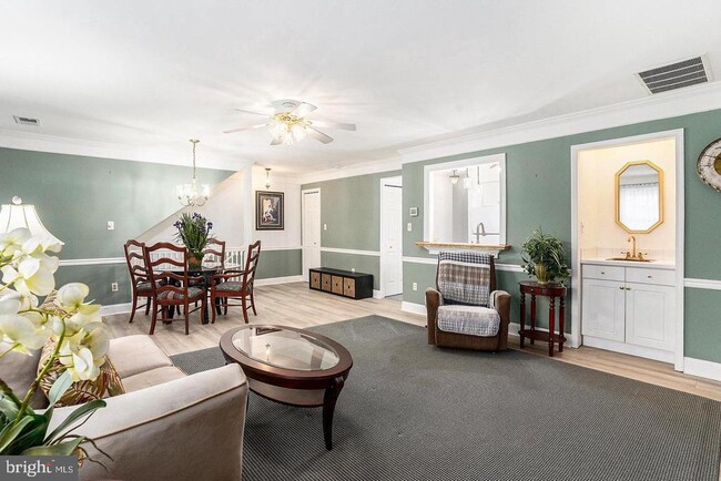 Foto del edificio - 750 E Marshall St