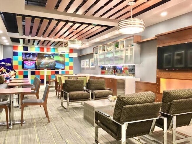 Foto del edificio - 270 3rd Street Unit 607