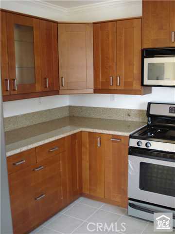 Foto del edificio - 1519 W 208th St