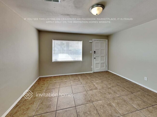 Foto del edificio - 2944 W Solano Dr N