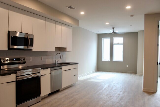 Foto del edificio - Mid Castle