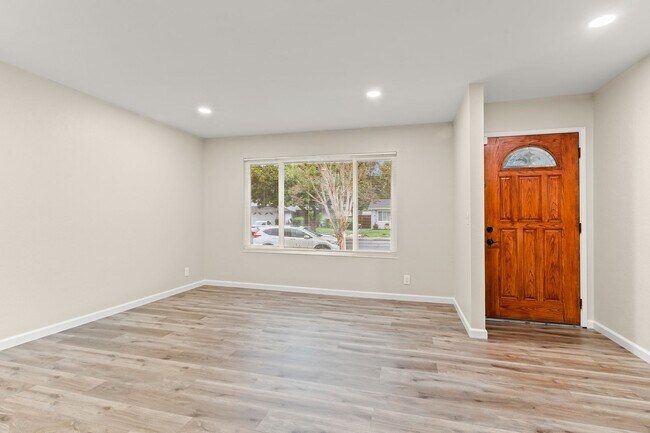 Building Photo - Remodeled 6-Bedroom Ranch with Modern Finishes & Massive Appeal