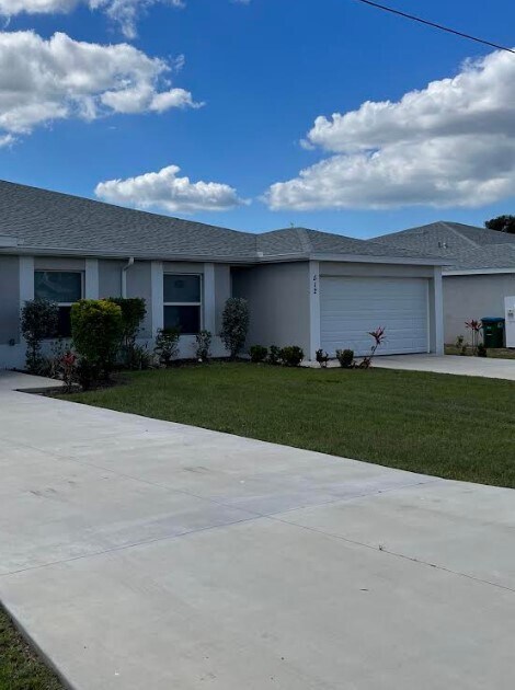 Primary Photo - 512 SW 8th Pl