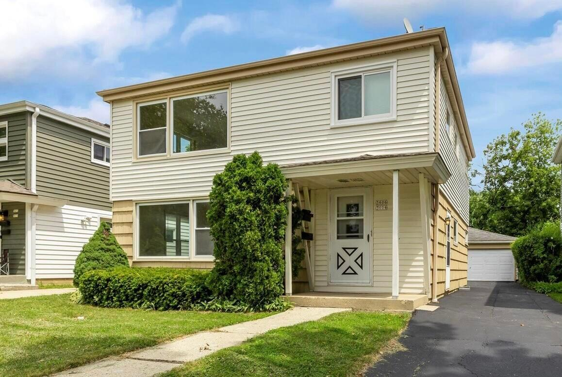 Foto principal - 3604 N 97th St