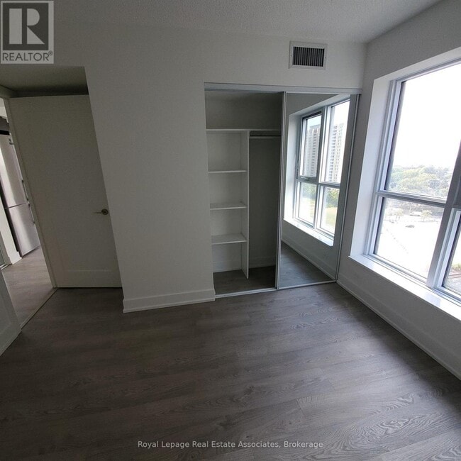 Building Photo - 9 Mabelle Ave