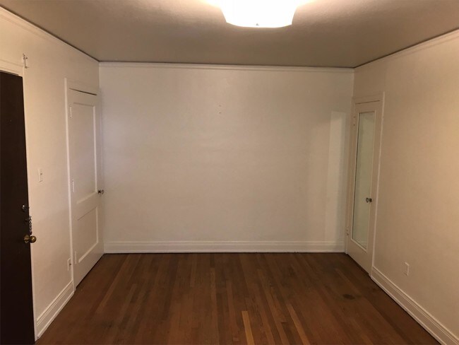 Building Photo - 4105 Brooklyn Ave NE