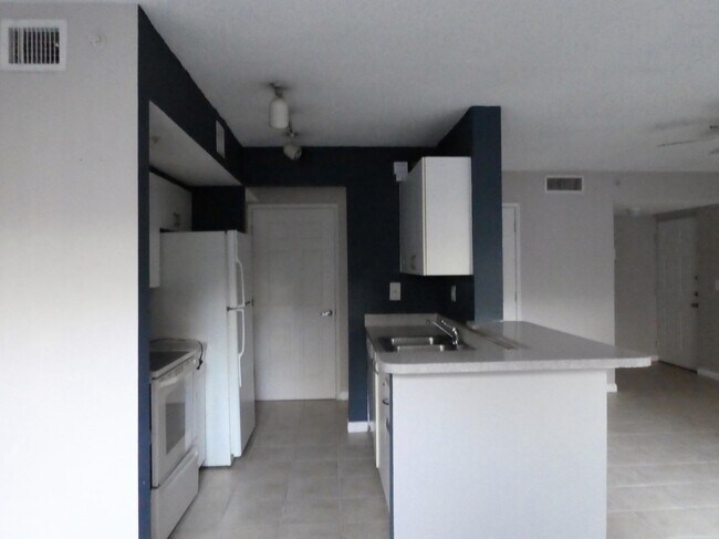 Foto del edificio - 3874 Lyons Rd