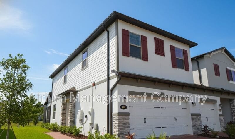 Primary Photo - 401 Evertree Loop